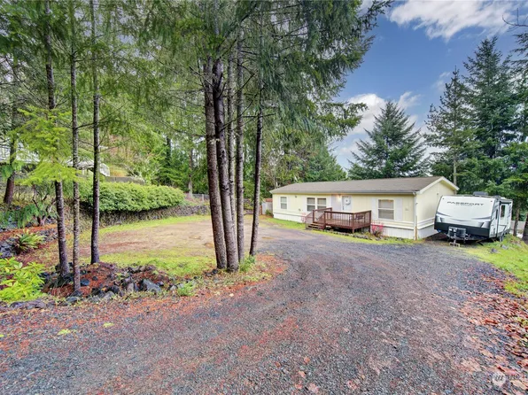 31 E Sea Breeze Drive, Grapeview, WA 98546