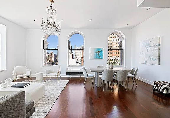 3rd image of 166 Montague St APT 7A