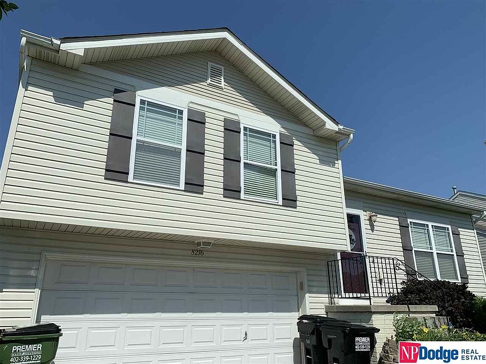 1st image of 8216 S 161st Ave