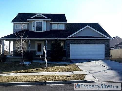 1st image of 213 W Arbor Dr
