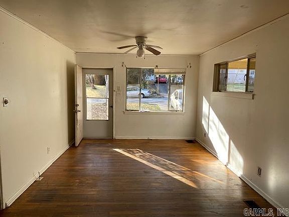 4th image of 68 Broadmoor Dr