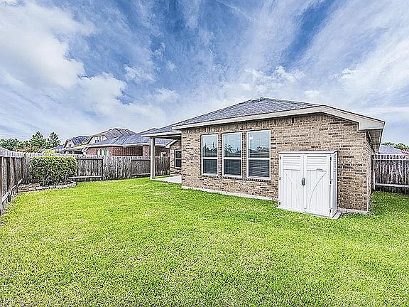 5th image of 3822 Pine Forest Green Blvd