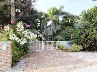 17465 Jamaica Ln, Sugarloaf Key, FL 33042