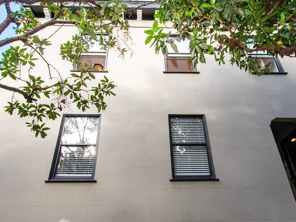 1st image of 2048 Jones St