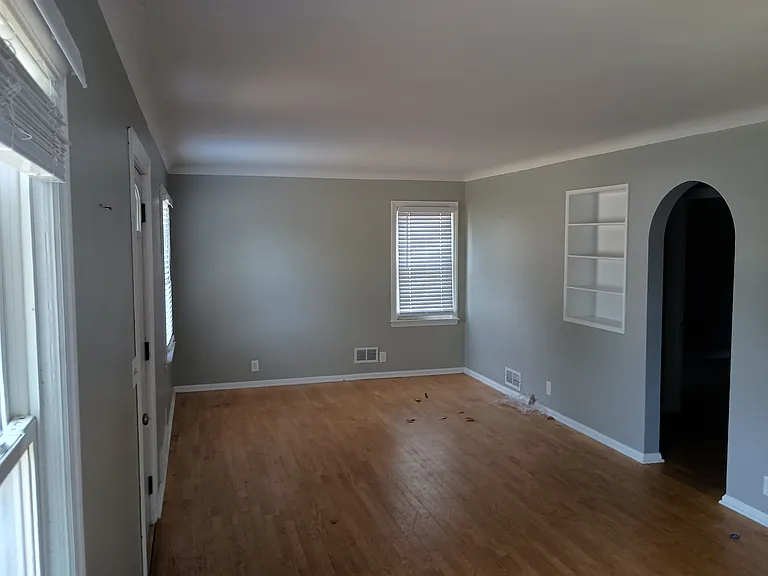 320 S Griffin St — Photo 13
