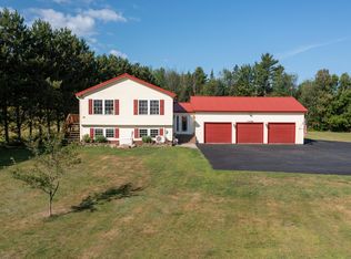 1099 Bear Hill Rd, Dover Foxcroft, ME 04426