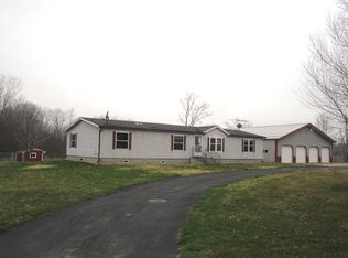 7203 Gallon Rd, Oconto, WI 54153