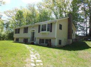 4 Grassy Ln, Epping, NH 03042