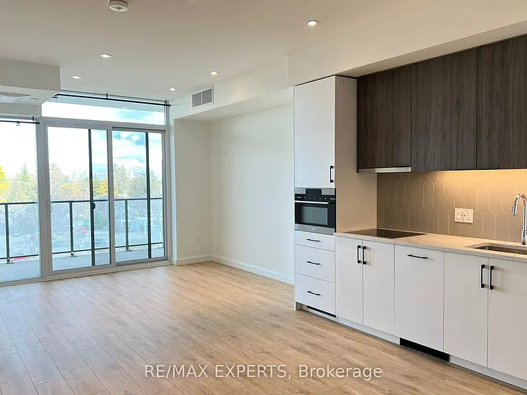 403 King St W #741 — Photo 6