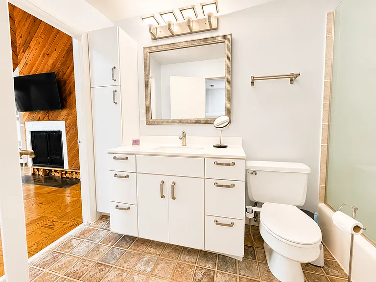 1419 Jordan St — Photo 16