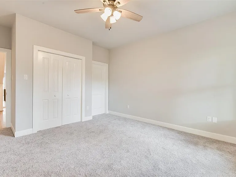 1209 Summer St — Photo 17