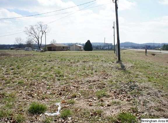 4th image of 7410 Us Highway 431