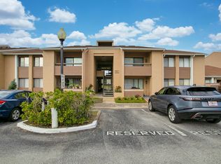 5223 Vineland Rd, Orlando, FL 32811