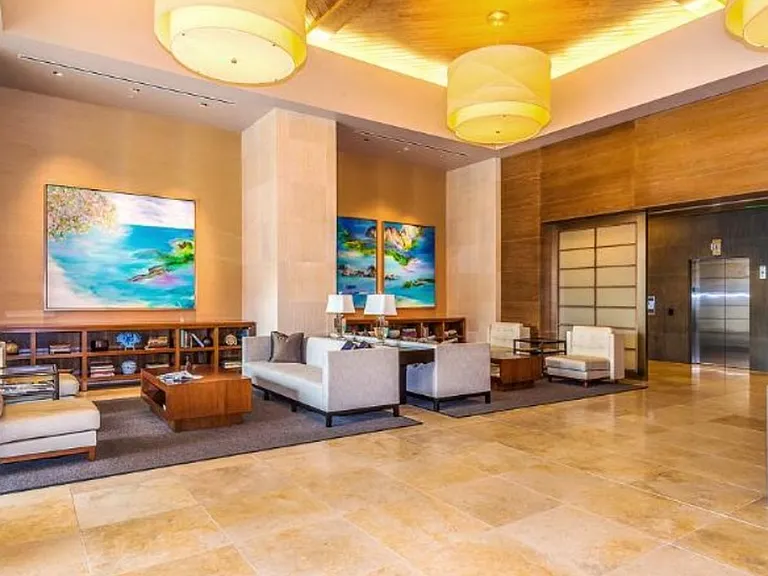 1009 Kapiolani Blvd #2005 — Photo 2