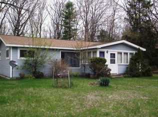 5988 W Dewey Rd, Ludington, MI 49431