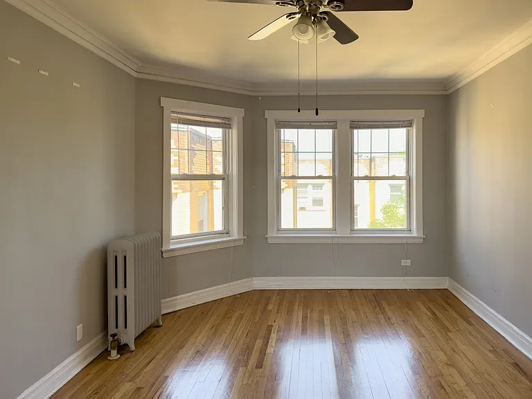 4402 N Rockwell St #4 — Photo 19