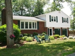 18 Stearns Dr, Norwood, MA 02062