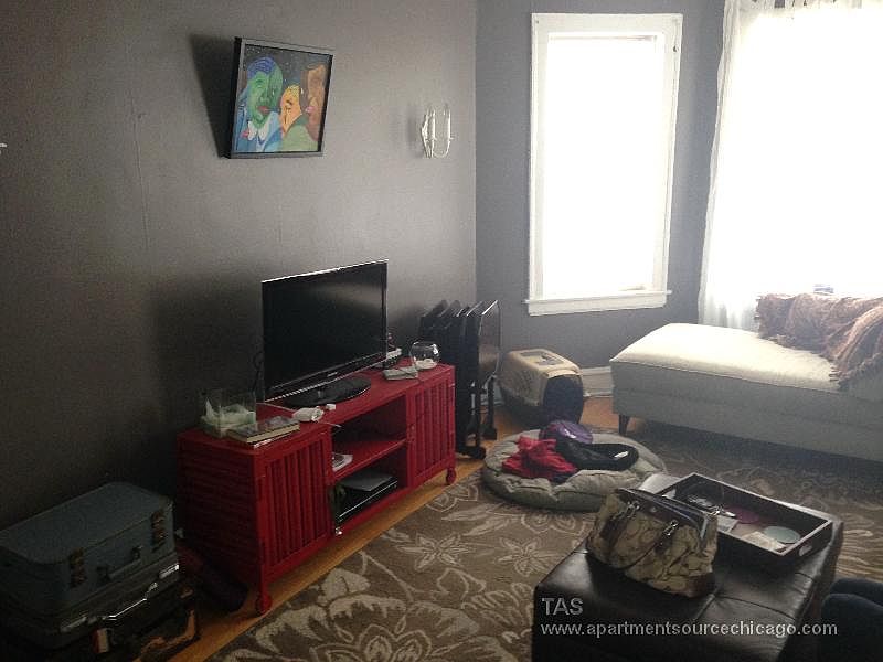 1st image of 3709 N Hoyne Ave APT 1