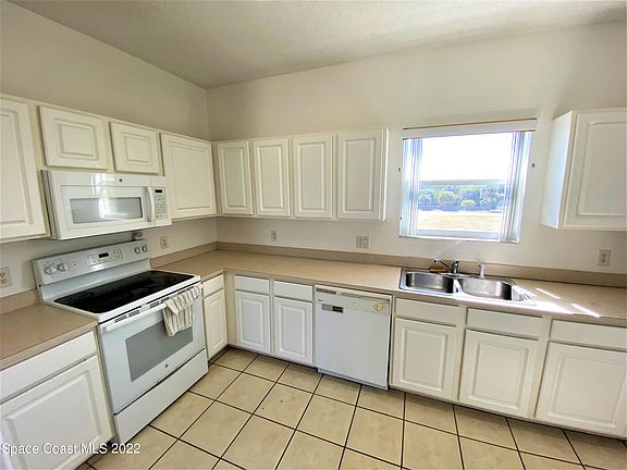 5th image of 860 S Orlando Ave APT 4