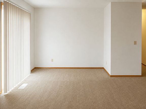 4th image of 2285 S Thompson Dr #20475151