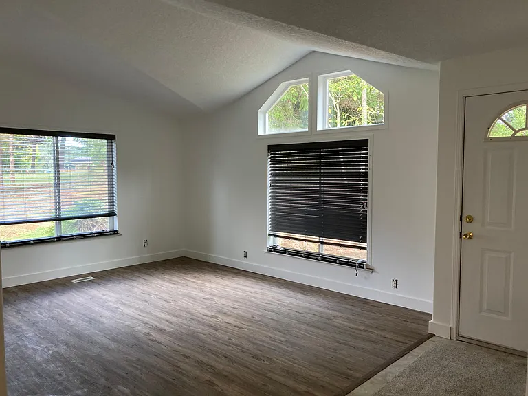 88360 Highway 42 S — Photo 12