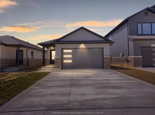 162 Ironwood Trl, Chatham Kent, ON N7M 0T3