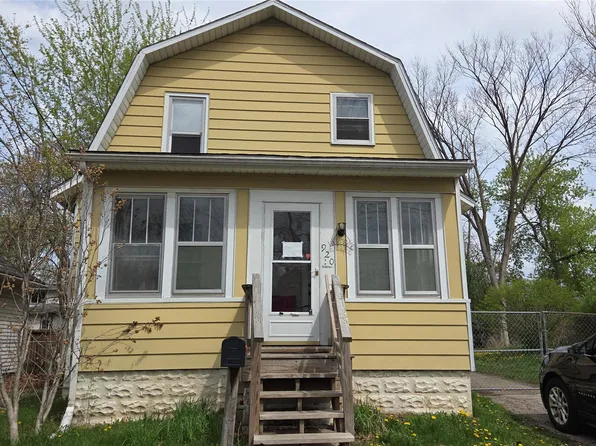 920 Huron St, Flint, MI 48507