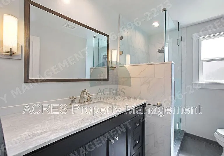 15446 21st Ave SW — Photo 25