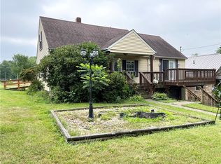 1134 Pleasant View Dr, Vandergrift, PA 15690