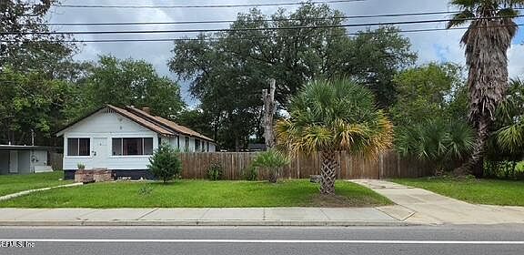 3rd image of 2923 W 5TH Street