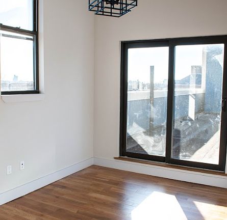 3rd image of 372 Kosciuszko St #408