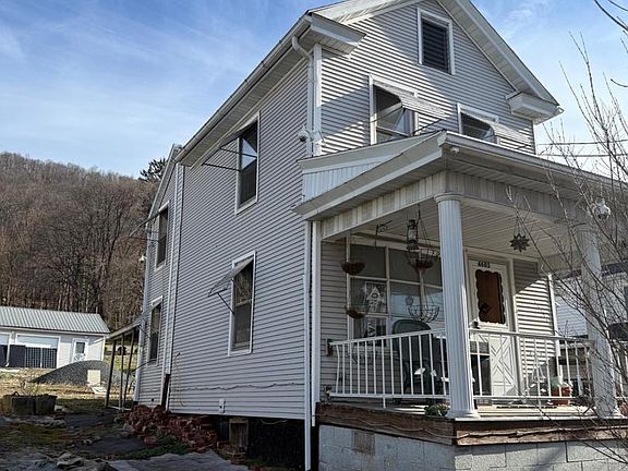 2nd image of 4685 Upper Rd