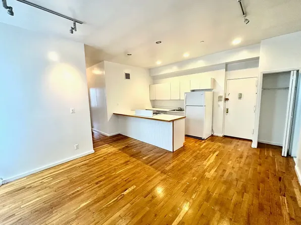 500 West 148th Street image 1 of 5