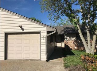 477 Foxfire Dr, Columbia, MO 65201