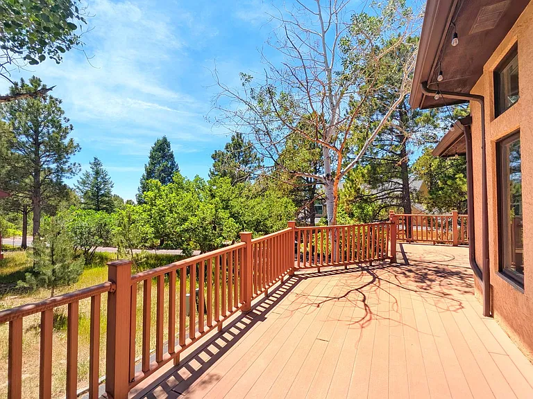 1291 Meadowlake Way — Photo 5