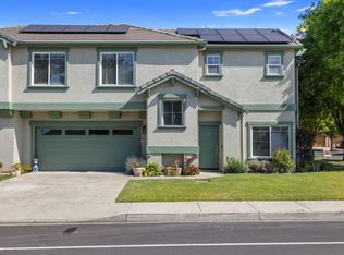 998 E J St, Oakdale, CA 95361