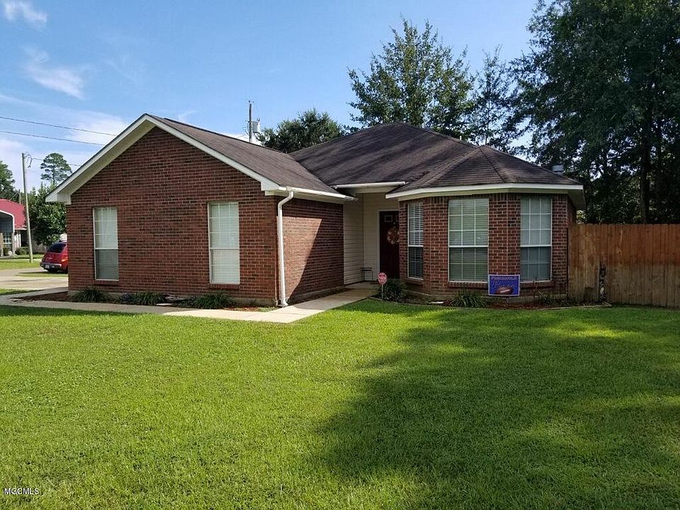 1st image of 2300 Tradewinds Dr