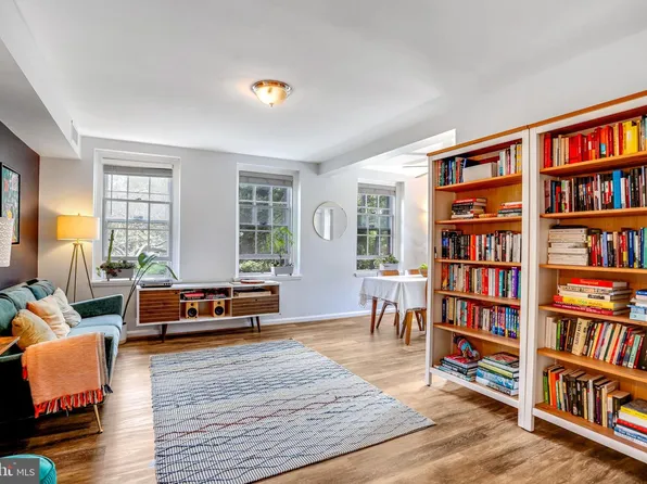 3856 Porter St NW APT B368, Washington, DC 20016