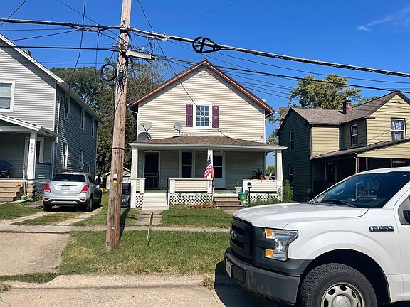 3rd image of 841-843 Bond St