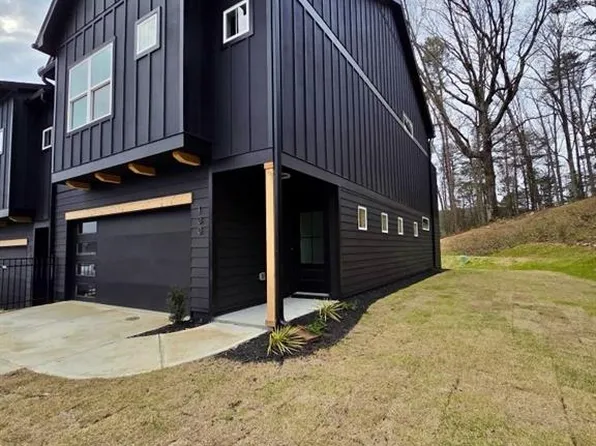 100 Waterview Ct, Waleska, GA 30183