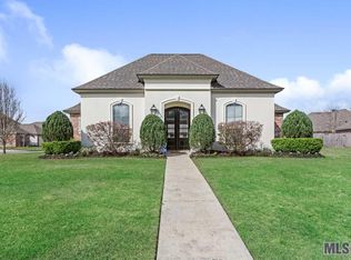 8199 Superior Dr, Denham Springs, LA 70726