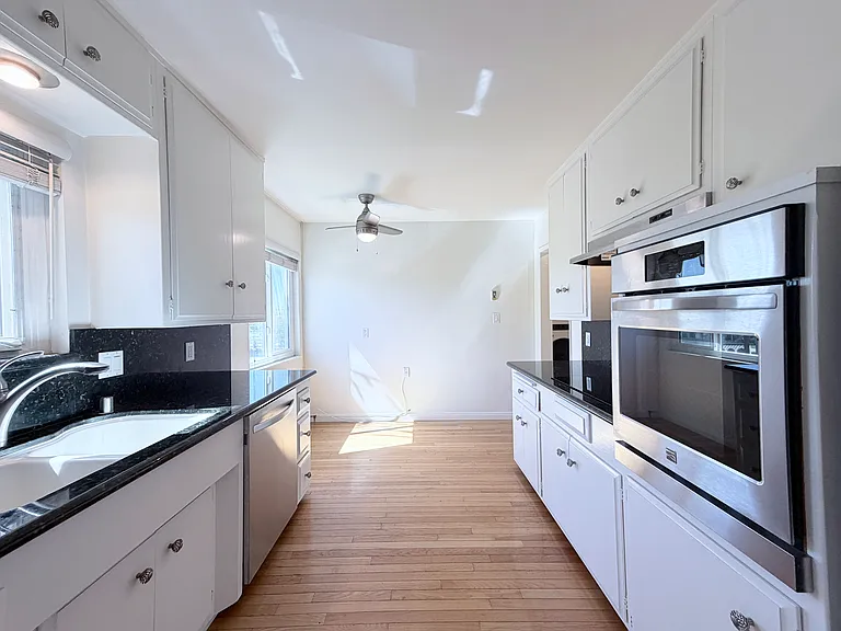 3101 E 2nd St #6C — Photo 6