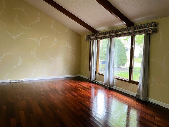 2nd image of 23831 Wendover Dr