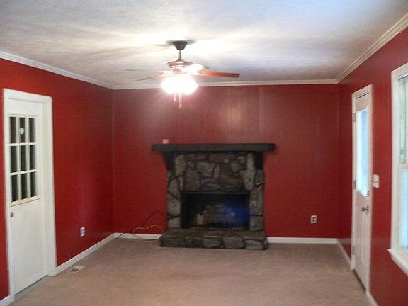 2nd image of 4802 Henry Ct