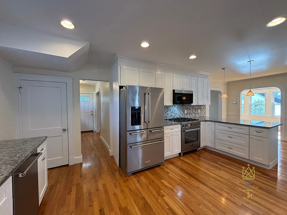 40 Ansonia Rd