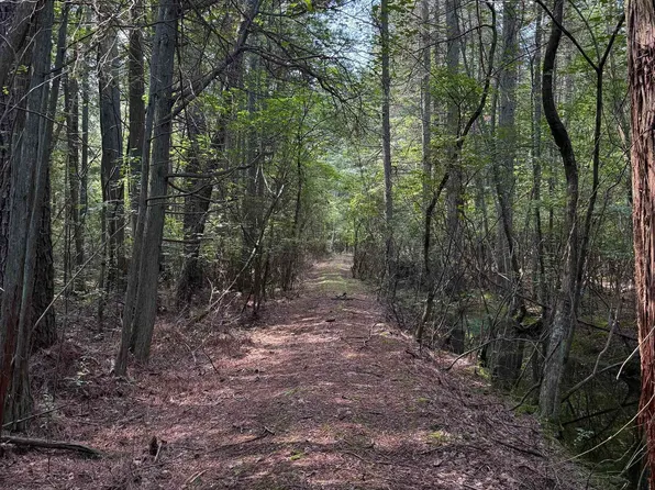 2600 Elwood Rd, Hammonton, NJ 08037