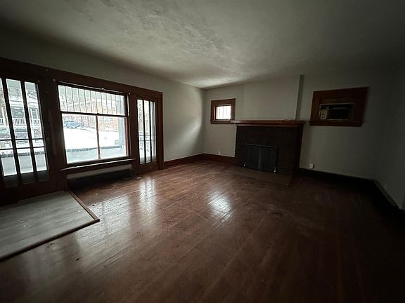4th image of 1224 S 21st St APT 2