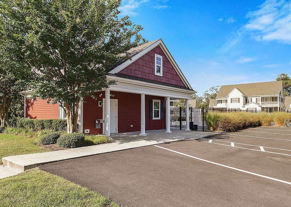 1st image of 20848 Kenwood Ln