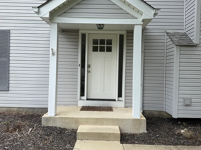 8711 Chloe Ct #8711 — Photo 2