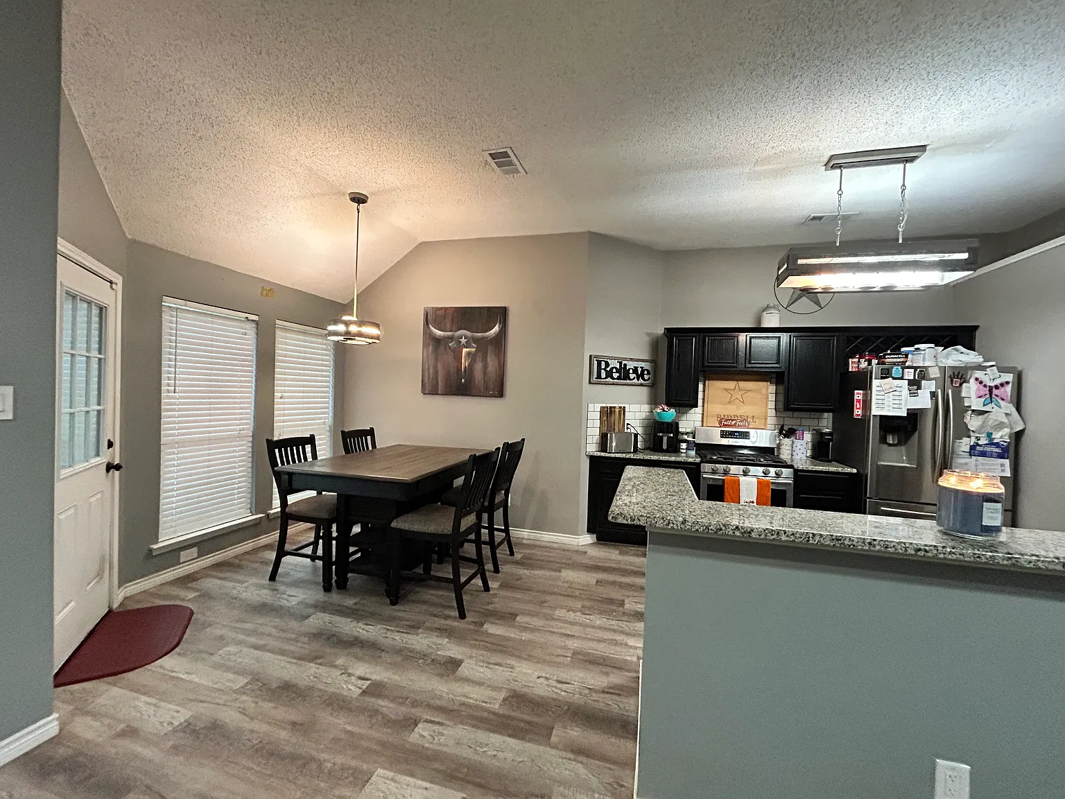 3 bed, 1312 sqft, $2,200 — Photo 4